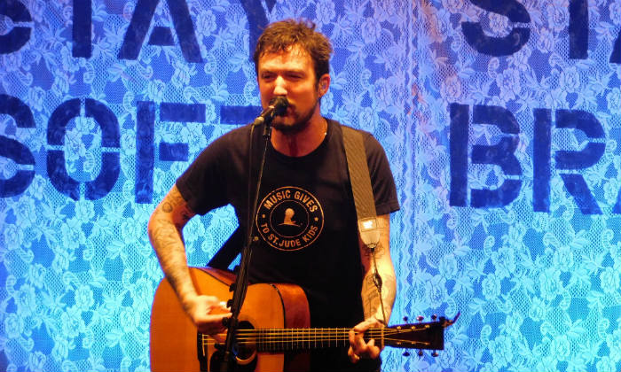 Frank Turner, Micah Schnabel, Jess Guise - Leas Cliff Hall 03.03.2020 Live Review