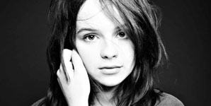 Gabrielle Aplin - Home Video