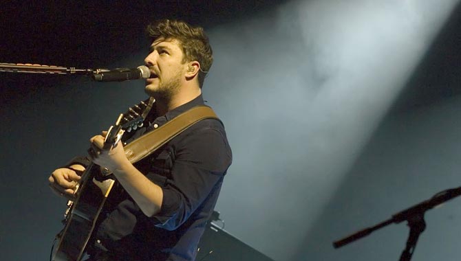 Mumford & Sons - 02 Arena 10th December 2015 Live Review