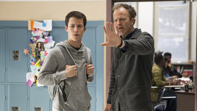 Dylan Minnette behind-the-scenes on '13 Reasons Why' with Tom McCarthy