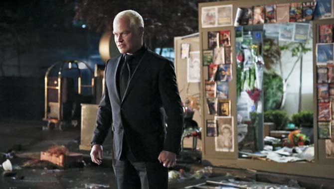 Neal McDonough in Arrow