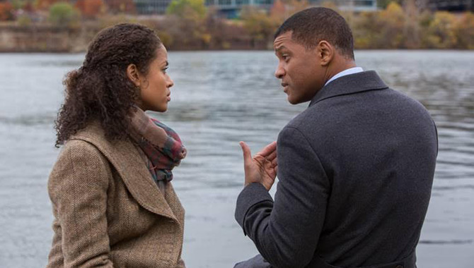 Will Smith and Gugu Mbatha-Raw in Concussion