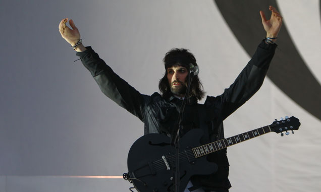 Kasabian live