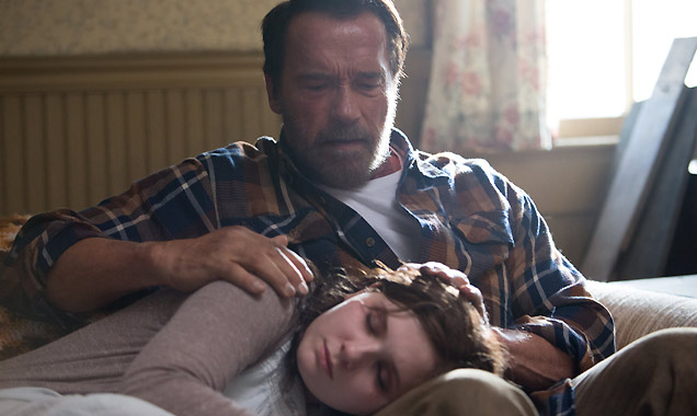 Arnold Schwarzenegger and Abigail Breslin in 'Maggie'