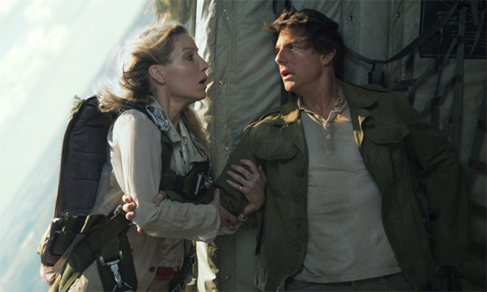 Tom and Annabelle Wallis in The Mummy