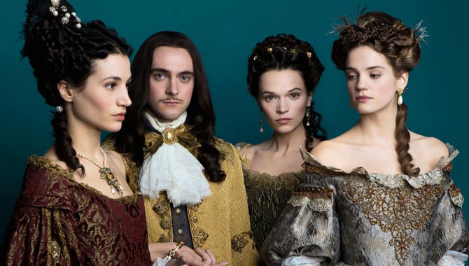 Elisa Lasowski, George Blagden, Anna Brewster, Noemie Schmidt in 'Versailles'