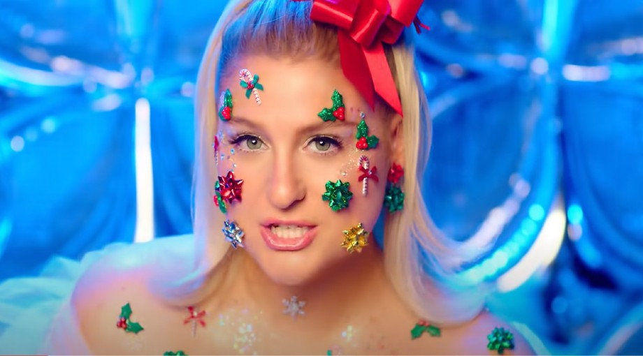 Meghan Trainor - Holidays ft. Earth, Wind And Fire Video Video