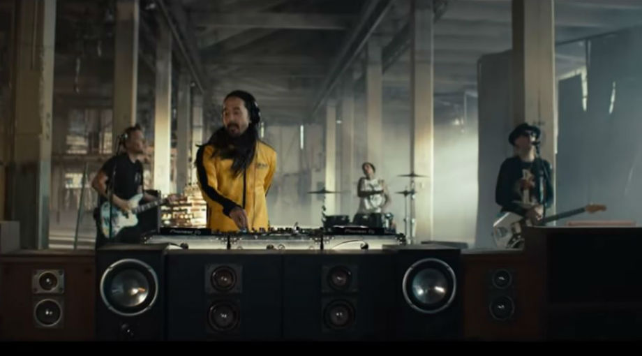 Steve Aoki - Why Are We So Broken ft. Blink-182 Video Video