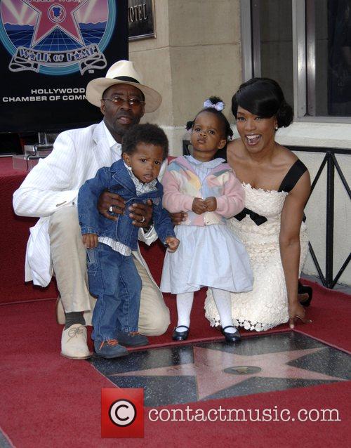 courtney b vance and angela bassett. (Courtney B Vance Pict)