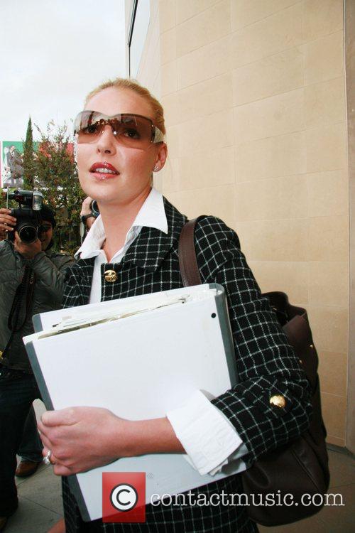 Katherine Heigl sporting new wedding ring is spotted