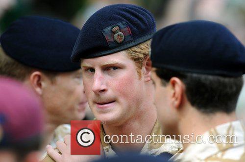 how did prince harry and chelsy davy meet. eugenie 20, How