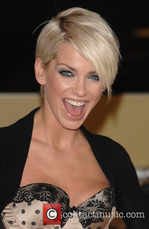 Angelina Jolie hairstyle: Sarah Harding Haircut Styles