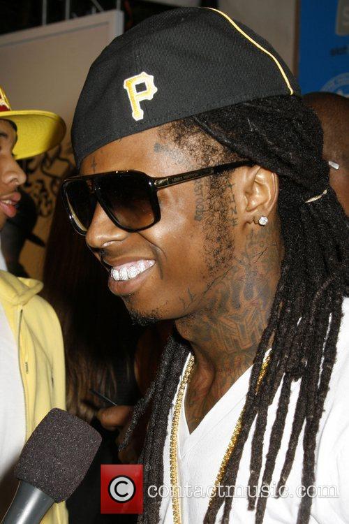 http://www.contactmusic.com/pics/la/house_of_hype_070908/lil_wayne_2061961.jpg