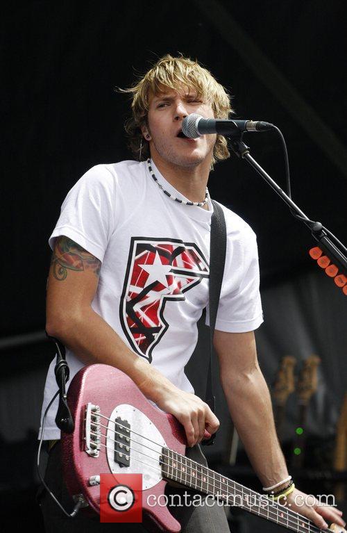 dougie poynter mcfly. Mcfly Picture - Dougie Poynter