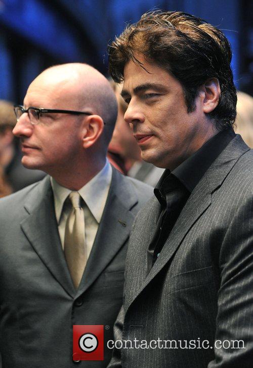 Steven Soderbergh Picture - Steven Soderbergh And Benicio Del Toro The ...