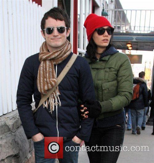 elijah wood and pamela racine. Elijah Wood and girlfriend