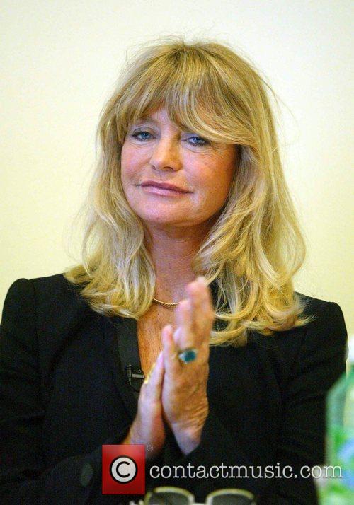 Goldie Hawn - New Photos