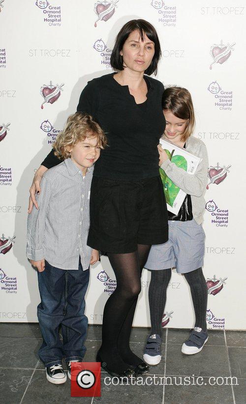 http://www.contactmusic.com/pics/lb/mummy_rocks_220309/rudy_law_2339557.jpg