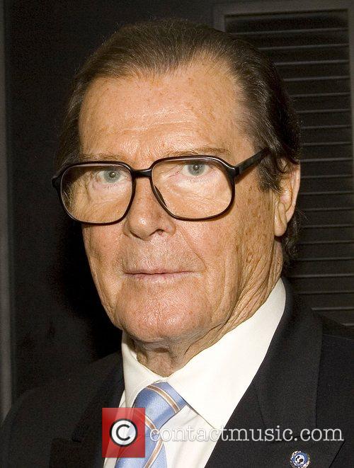 Roger Moore - Images