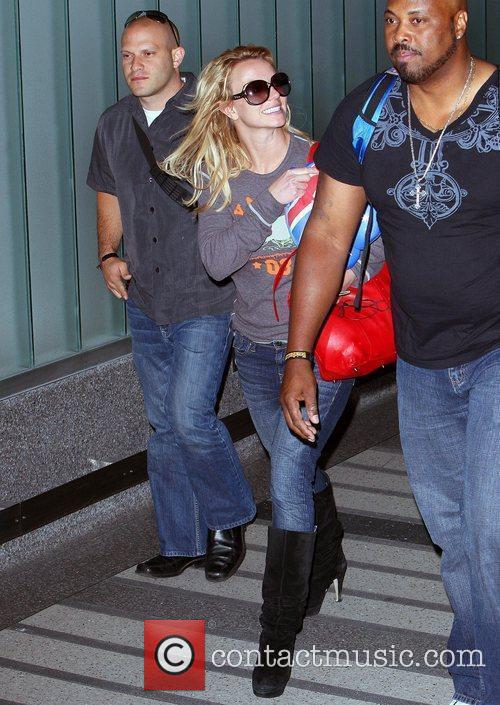 Britney Spears arrives at LAX airport from 
her Australian tour