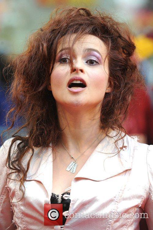 helena bonham carter pregnant. Helena Bonham Carter and Harry