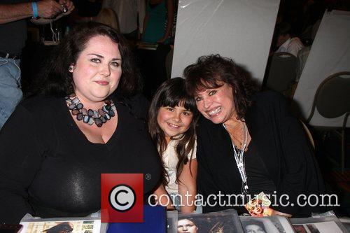 Lana Wood with her daughter Granddaughter at