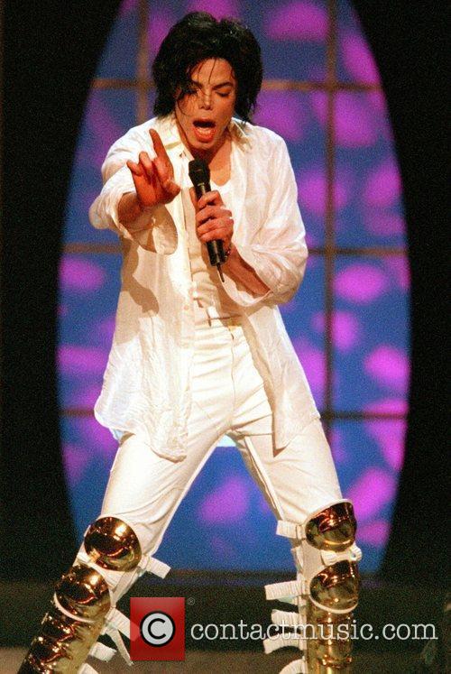 Michael Jackson: 30th Anniversary Special (CBS): November 13, 2001 