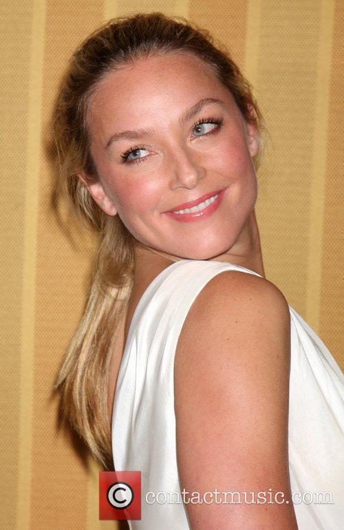 Elisabeth Rohm - Wallpaper Image