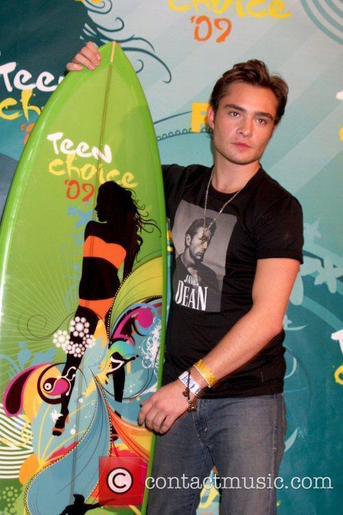 ed westwick . teen choice awards 2009 held at the gibson amphitheatre ...