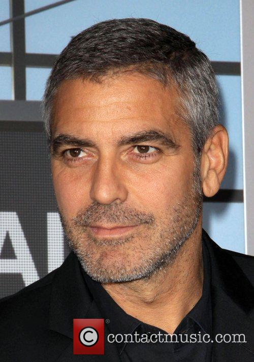 http://www.contactmusic.com/pics/lc/up_in_the_air_prem_301109/george_clooney_5399461.jpg