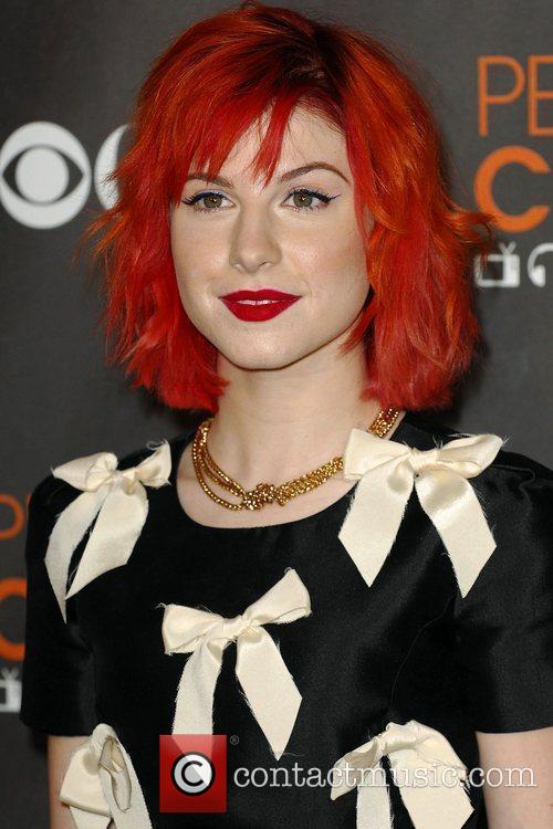 hayley williams haircut pictures. Photos of Hayley Williams