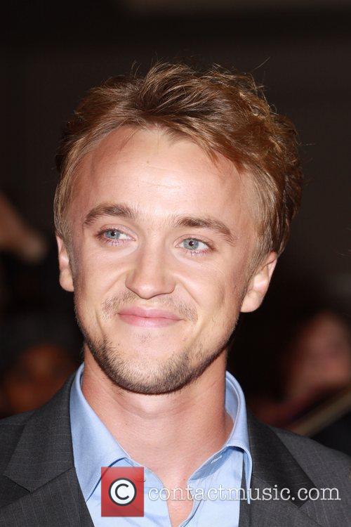 tom felton brown hair. tom felton girlfriend kissing.