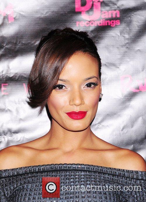 selita ebanks runaway video. Selita Ebanks Gallery