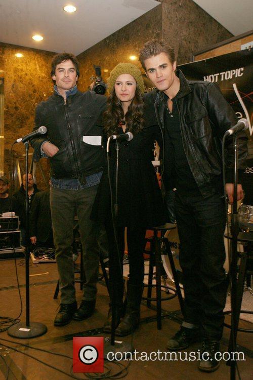 nina dobrev and ian somerhalder at. Ian Somerhalder and Nina