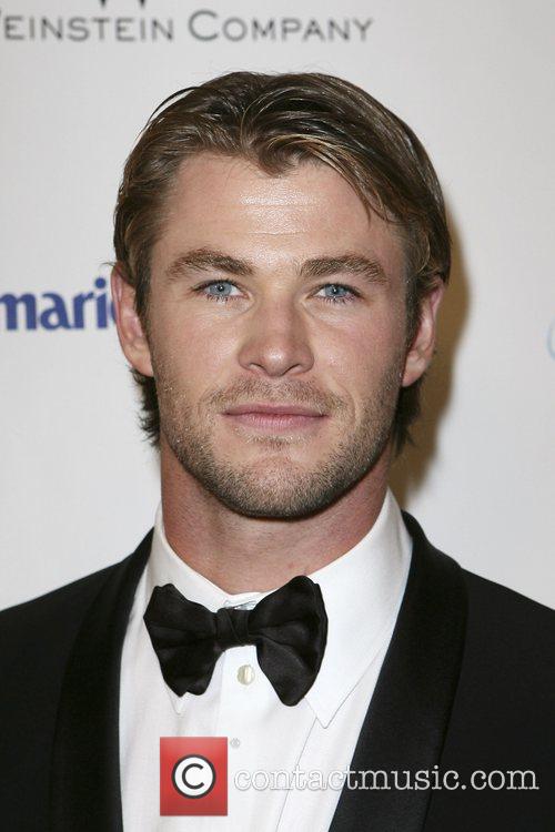 chris hemsworth height and weight. chris hemsworth wife.