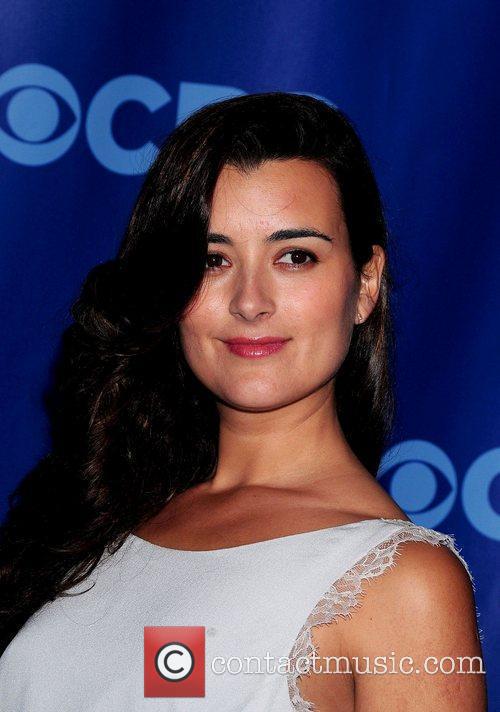 cote de pablo pregnant 2011. Cote de Pablo Gallery