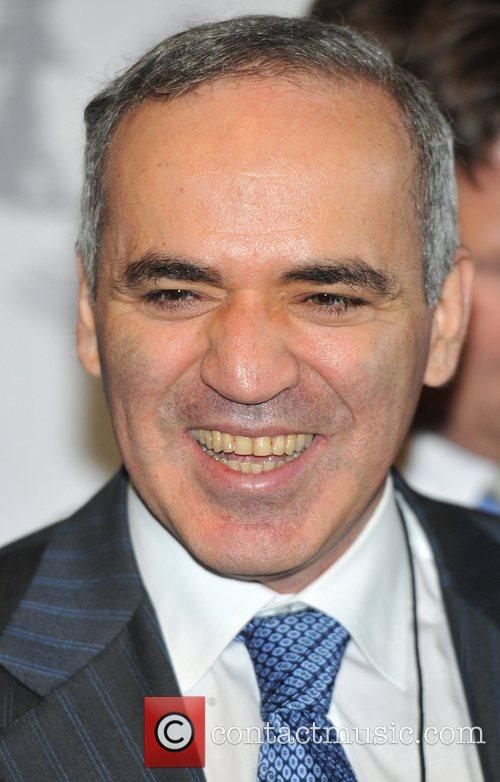<b>Garry Kasparov</b> 2 - garry-kasparov-celebration-of-the-first-birthday_5741430