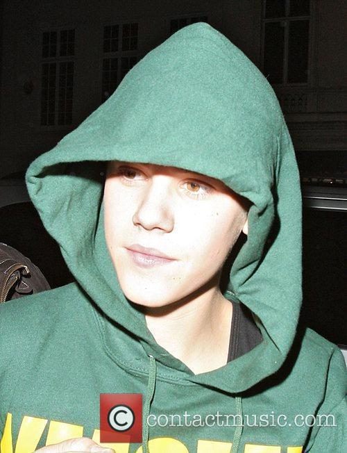 justin bieber young pics. justin bieber young money.