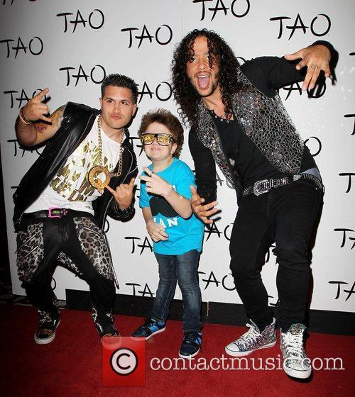 Q Keenan Cahill SkyBlu Keenan Cahill SkyBlu and