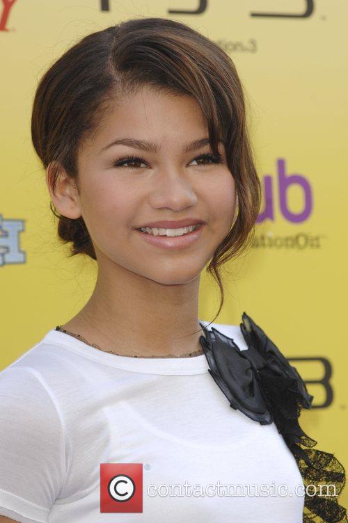 Of march Does Zendaya from Shake it Up have a boyfriend