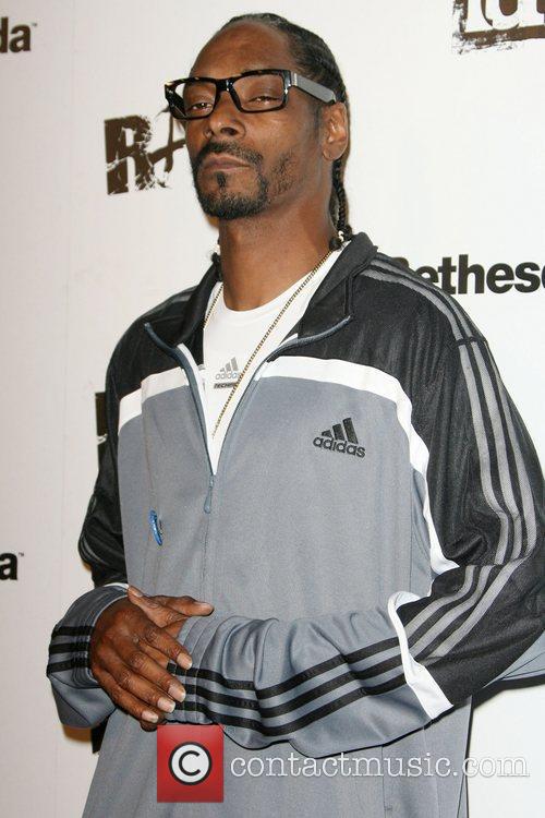 Celeb News » Snoop Dogg Claims Dr. Dre's Detox Is Almost Ready
