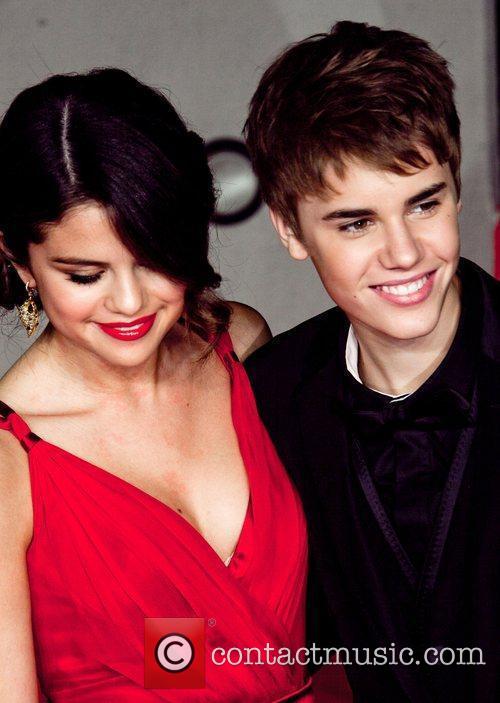 selena gomez justin bieber vanity fair. Selena Gomez and Justin Bieber