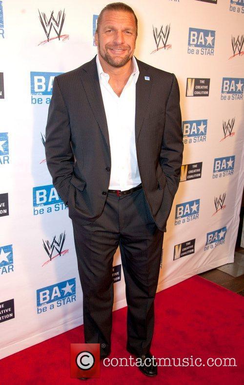 http://www.contactmusic.com/pics/le/wwe_annual_summerslam_kickoff_party_2_120811/paul-michael-levesque_3469289.jpg