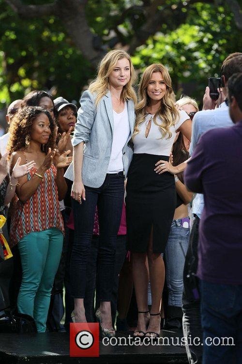 Emily VanCamp on the entertainment news show'Extra'