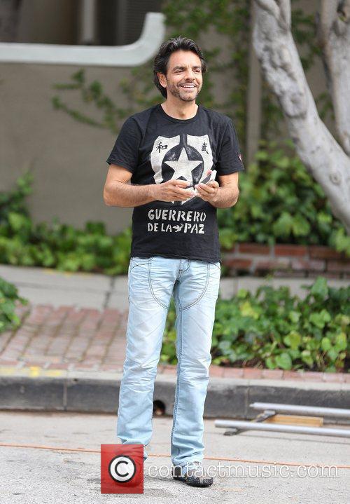 Eugenio Derbez filming