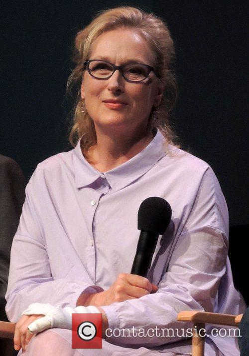 Meryl Streep Apple Store