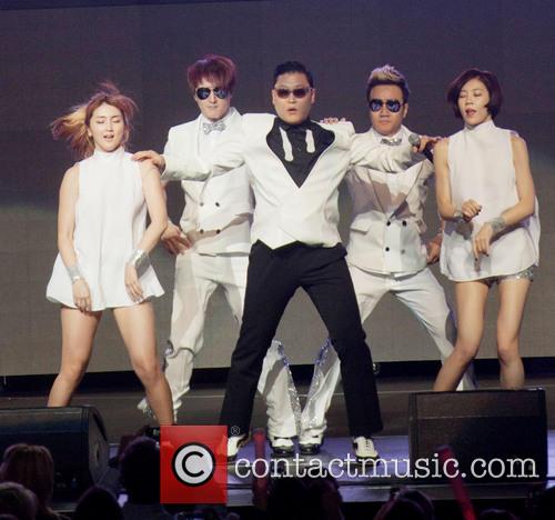 Psy, KIIS FM Jingle Ball