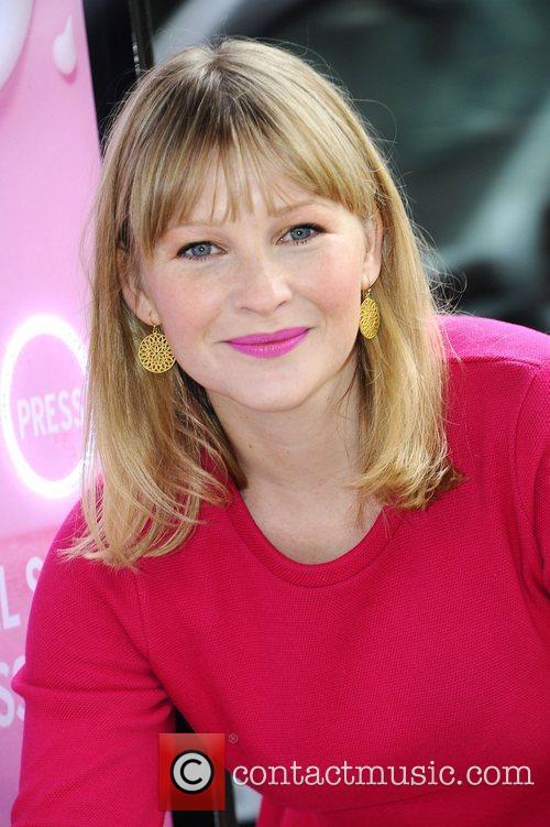 Joanna Page launches the new Mr Kipling CaketoGo
