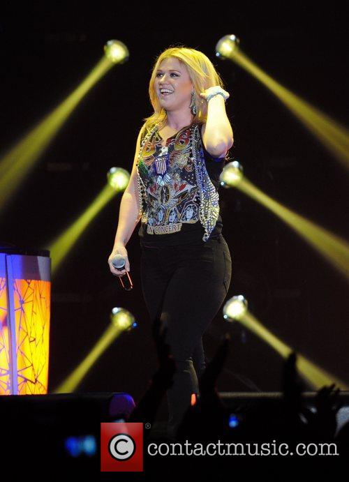 Kelly Clarkson, Wembley Arena