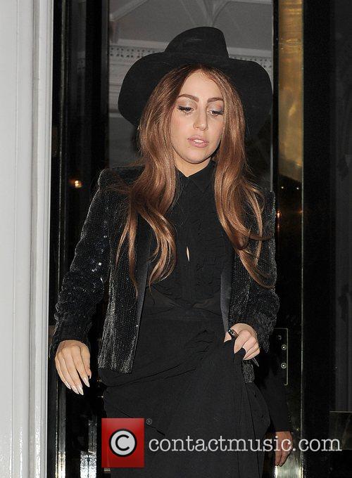Lady Gaga, Ecuadorian Embassy in England